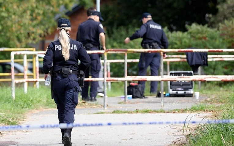 U naletu vlaka poginuo maloljetnik, išao je na trening